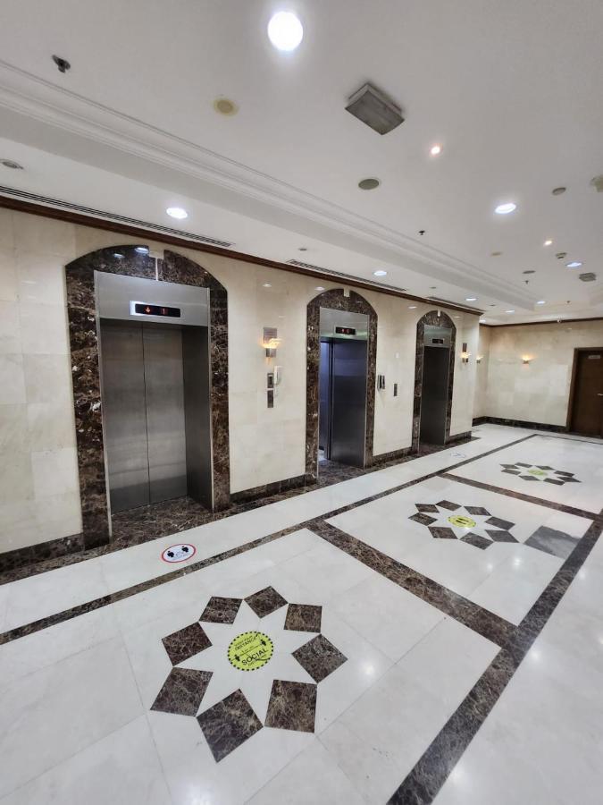 Furnished Studio Apartment Near Business Bay Metro Station Дубай Екстериор снимка
